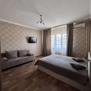 Фотография квартиры Квартира на  Александра Покрышкина 2к1 386