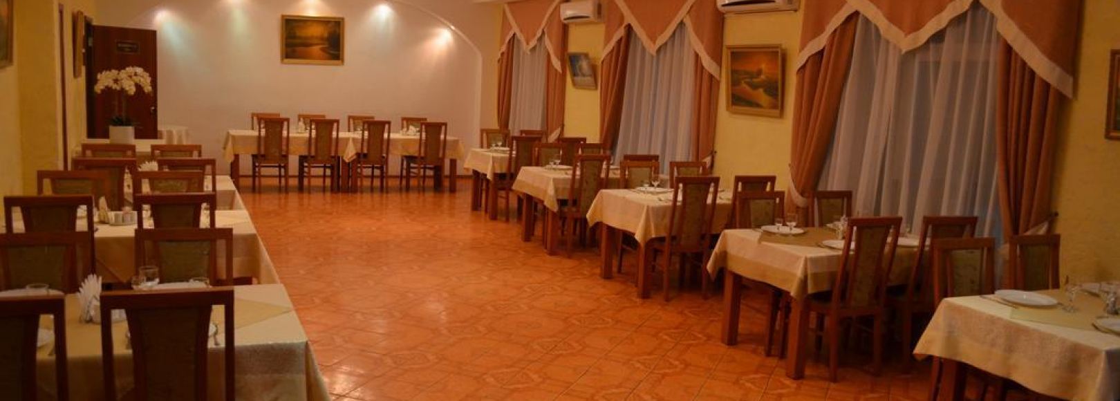 Фотография банкетного зала Ковчег