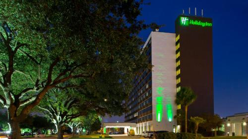 Фотография гостиницы Holiday Inn Houston S - NRG Area - Med Ctr, an IHG Hotel