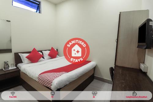 Фотография гостиницы OYO 18369 Hotel Golden Peak