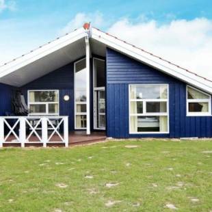 Фотографии гостевого дома 
            Four-Bedroom Holiday home in Otterndorf 15