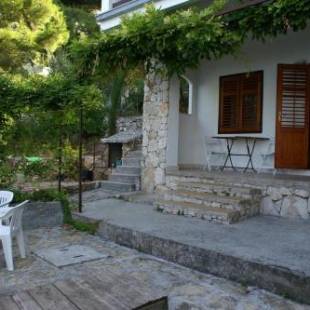 Фотографии гостевого дома
Apartments by the sea Nemira, Omis - 4277