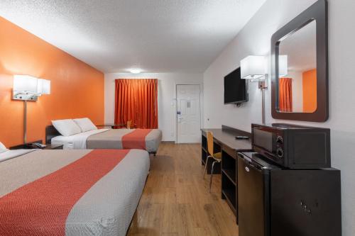 Фотография гостиницы Motel 6-Bryan, TX - University Area