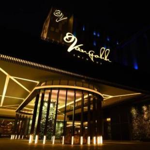 Фотографии гостиницы 
            Vangohh Eminent Hotel & Spa