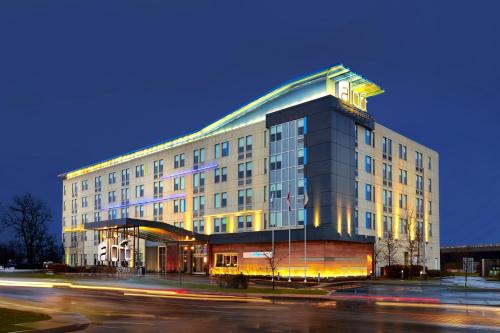 Фотография гостиницы Aloft Montreal Airport