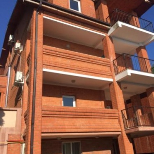 лоо гостевой дом 2022. подворье лоо разина 7. милоо отель в лоо. гостиный дом кабардинка. сочи отель ирбис лоо.