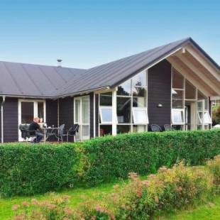 Фотографии гостевого дома
Four-Bedroom Holiday home in Aabenraa 1