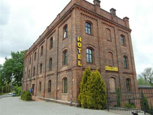 Фотография гостиницы Hotel Mały Młyn