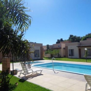 Фотография гостевого дома Vila Axé Flat 05 Riviera