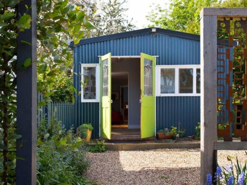 Фотография гостевого дома The Blue Barn