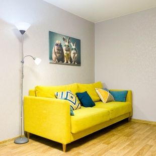 Фотография квартиры Квартира с Яркими акцентами и кроликами на стиле