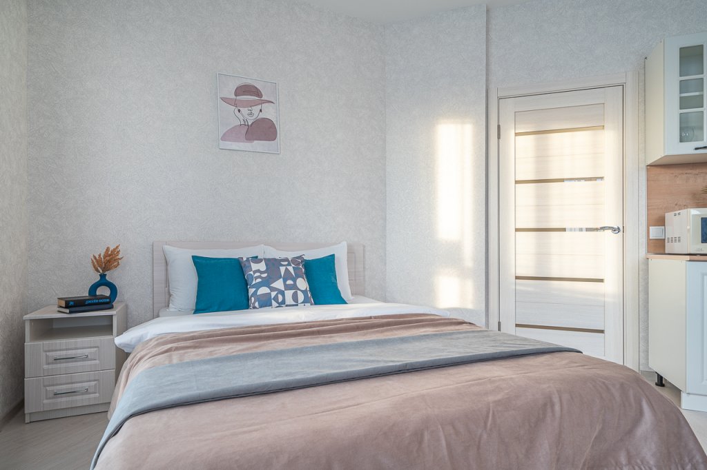 Фотография квартиры Квартира Просторная и современная студия рядом с метро