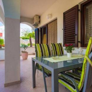 Фотографии гостевого дома
Apartments by the sea Punat, Krk - 17857