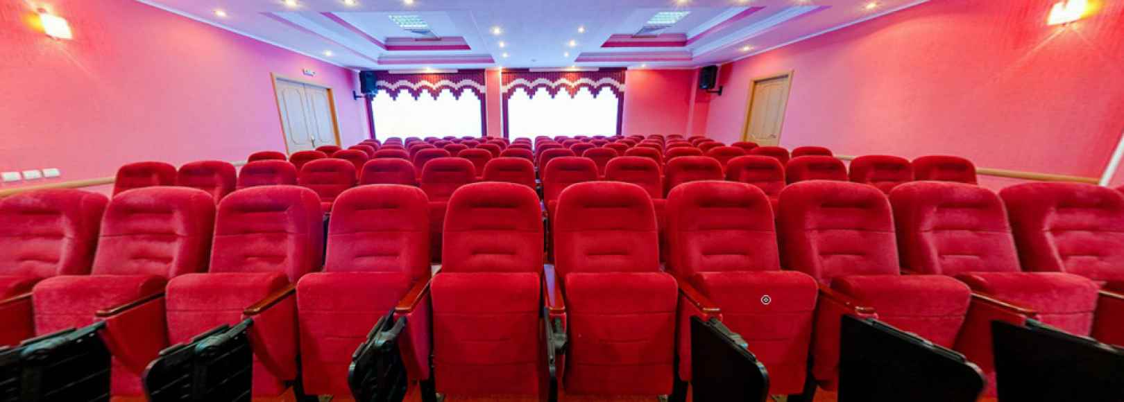 Фотография конференц-зала Актовый зал