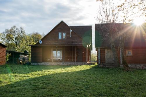 Фотографии гостевого дома 
            Дом у озера