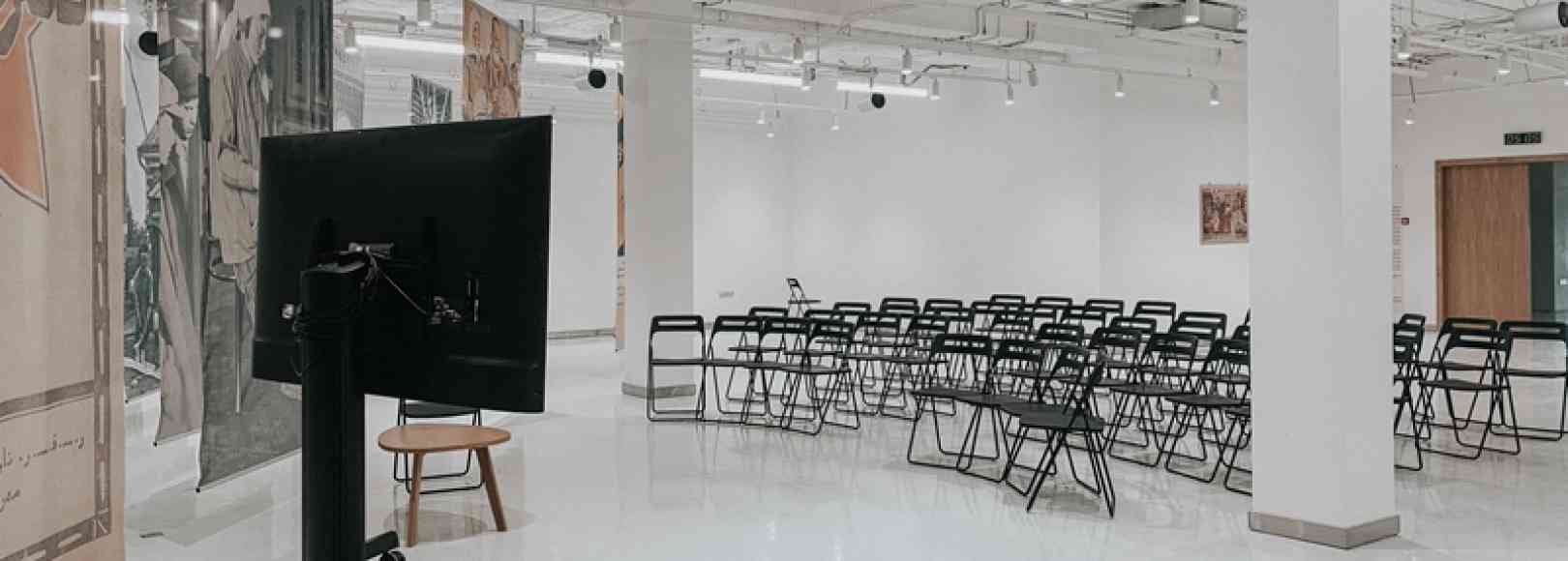 Фотография конференц-зала Выставочный зал Национальной библиотеки Республики Татарстан