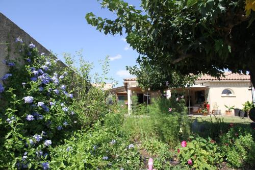 Фотография мини отеля Atelier des Vidaux