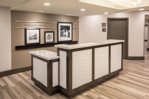 Фотография гостиницы Hampton Inn Monterey
