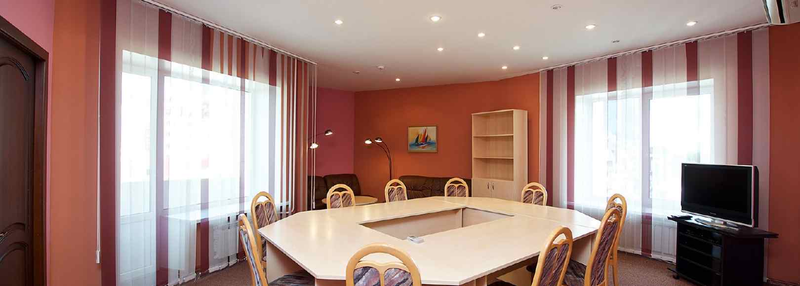 Фотография комнаты для переговоров Октябрьская Розовый зал