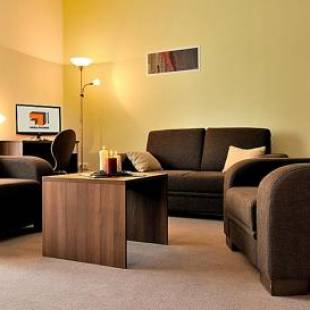 Фотографии апарт отеля
Melrose Apartments 2