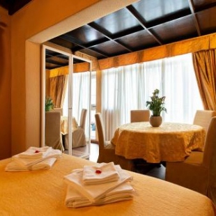 Фотография гостевого дома Canova Rooms in Spanish Steps