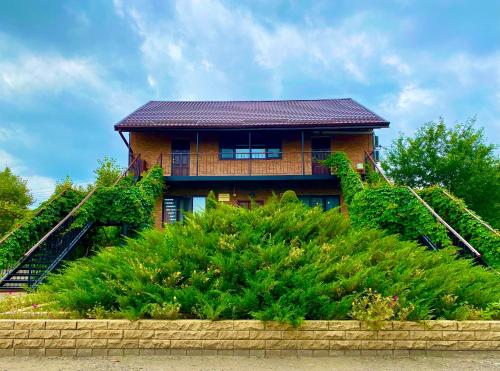 Фотографии базы отдыха 
            Тишина