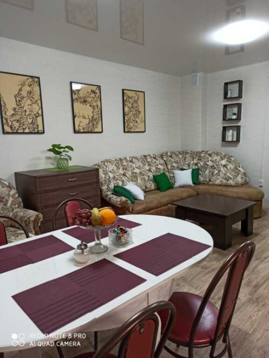 Фотографии квартиры
Апартаменты Четырехкомнатная квартира на Димитрова 4