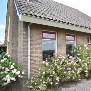 Фотографии гостевого дома
Beautiful Child-friendly Holiday Home in Eede