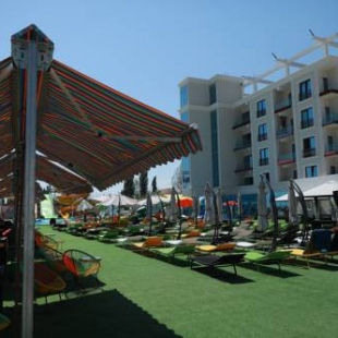 Фотография гостиницы Golden Beach