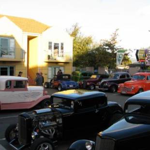 Фотографии мотеля
Denton Park Motel