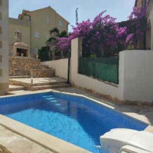 Фотографии гостевого дома
Apartments Listes