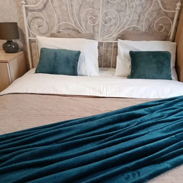 Фотографии квартиры 
            Апартаменты Квартира AlexHome РП Свердловский Строителей 9