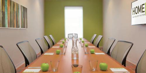 Фотографии гостиницы
Home2 Suites Corona, Ca