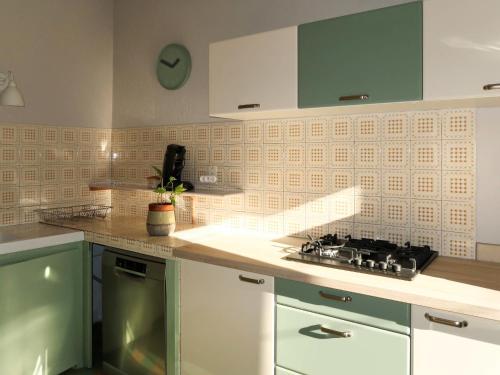 Фотография гостевого дома Holiday Home Bastide du 19ième - OPV110