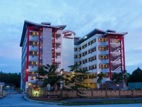 Фотография гостиницы Tune Hotel KLIA Aeropolis (Airport Hotel)