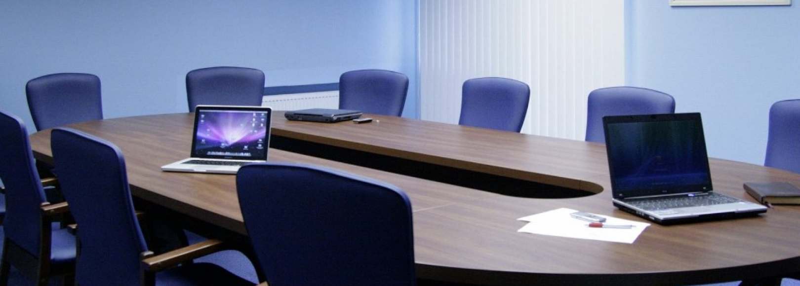 Фотография конференц-зала Брифинг