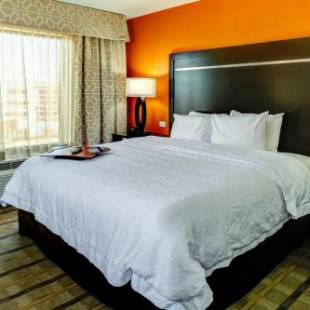 Фотографии гостиницы 
            Hampton Inn and Suites Columbus, MS