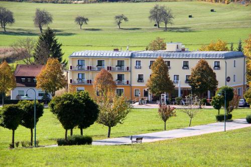 Фотография гостиницы Simon - Hotel & Café