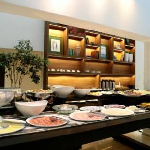 Фотографии гостиницы
Oasis Tower Hotel