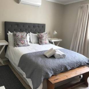 Фотографии гостевого дома
The Grey House