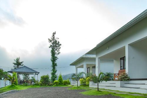 Фотография гостевого дома VOYE HOMES Vythiri Silver Mist - Hill Top Private Villa