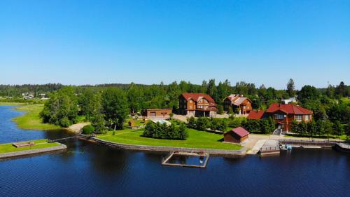 Фотография гостевого дома Имение Богатыри