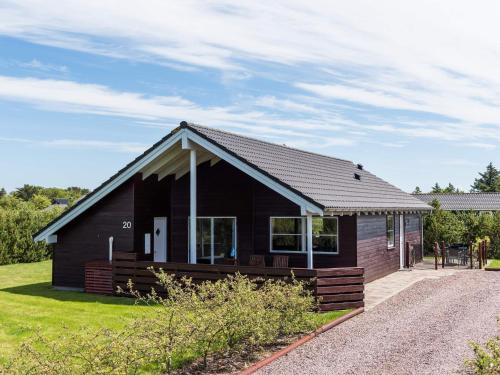 Фотография гостевого дома Holiday home Tarm XI