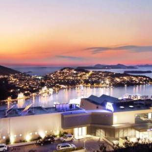 Фотография гостиницы Hotel Adria