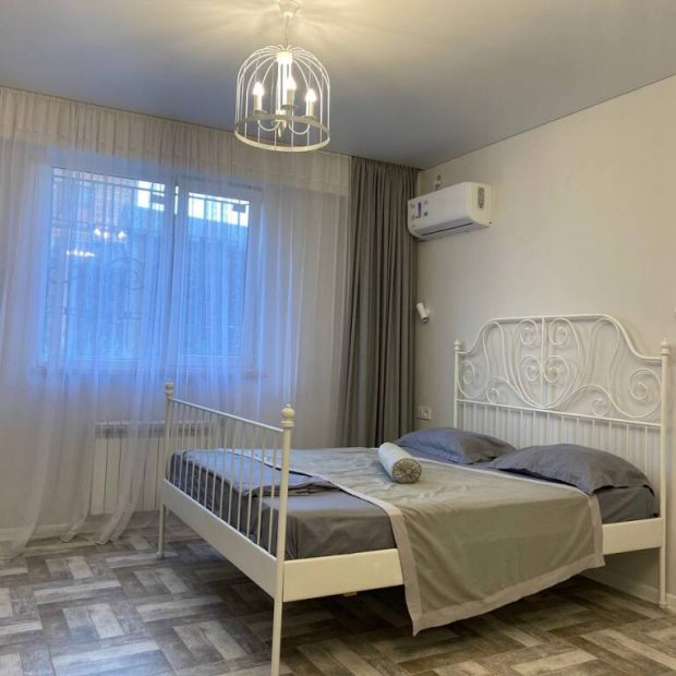 Фотографии квартиры
Апартаменты на Даниялова на цокольном этаже