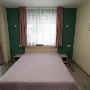 Фотография гостевого дома Къща за гости Перуника