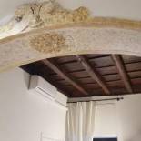 Фотография гостевого дома Enchanting loft in Trastevere
