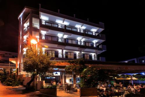 Фотография гостиницы Sunset hotel & beach