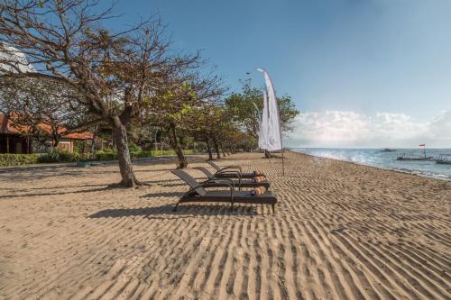 Фотография гостиницы Inna Bali Beach Resort