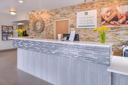 Фотография гостиницы Red Lion Inn & Suites Kennewick Tri-Cities